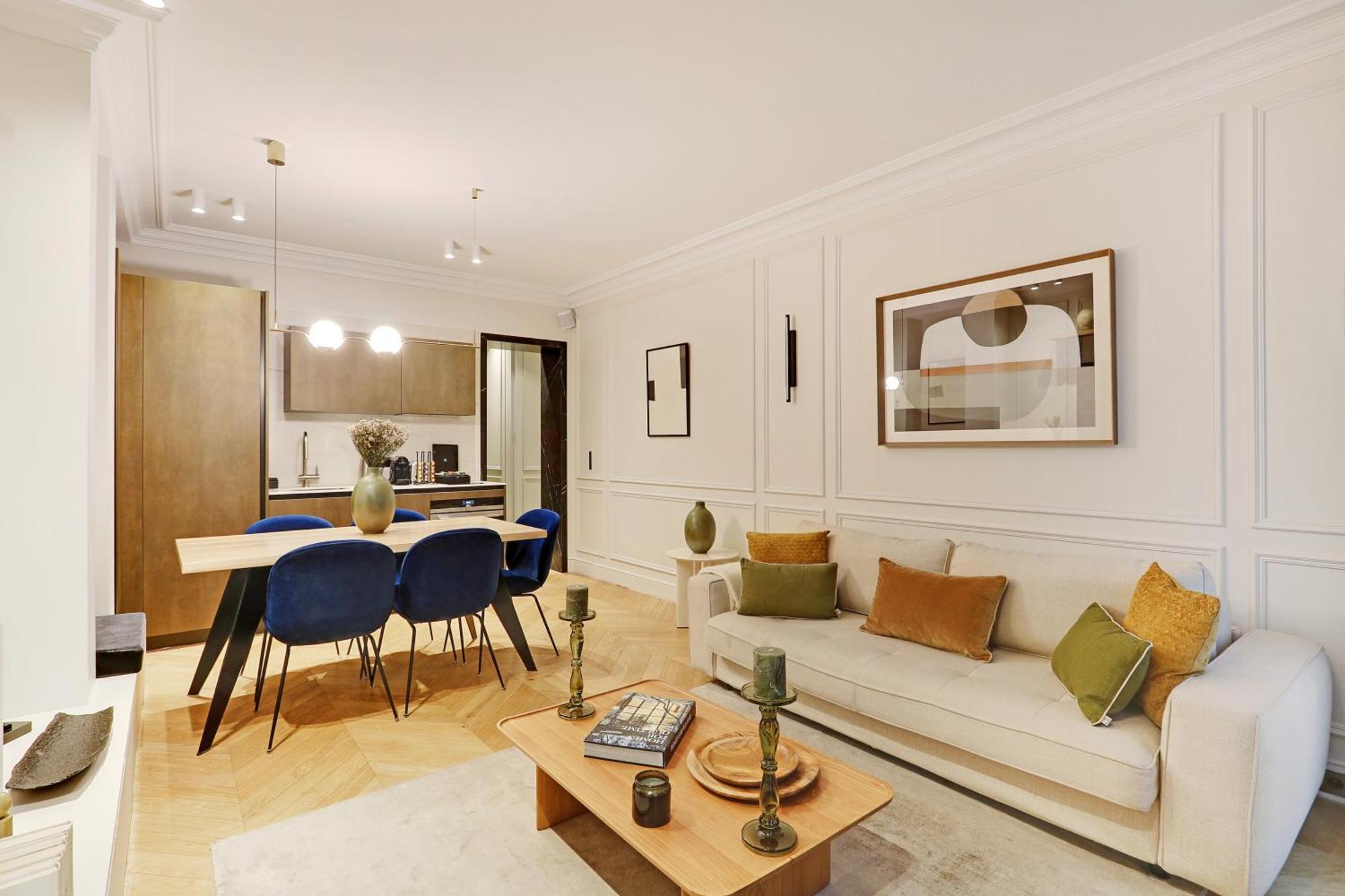 Pick A Flat - Champs Elysées Serviced Appartement