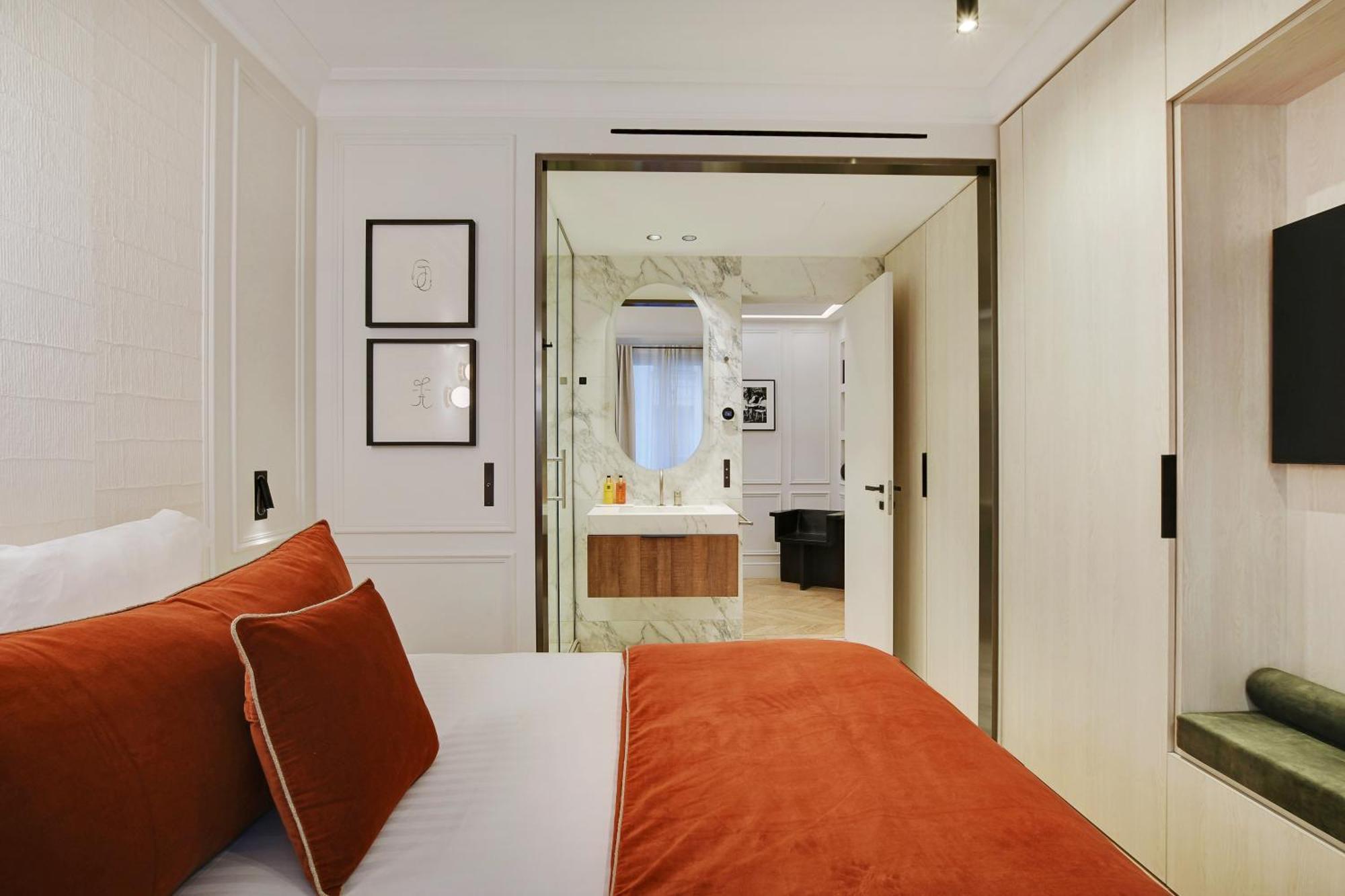 Pick A Flat - Champs Elysées Serviced Appartement